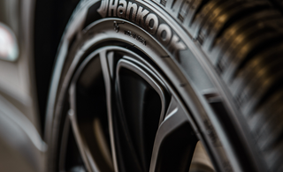 How to Properly Clean and Protect Your Car’s Rims and Tires