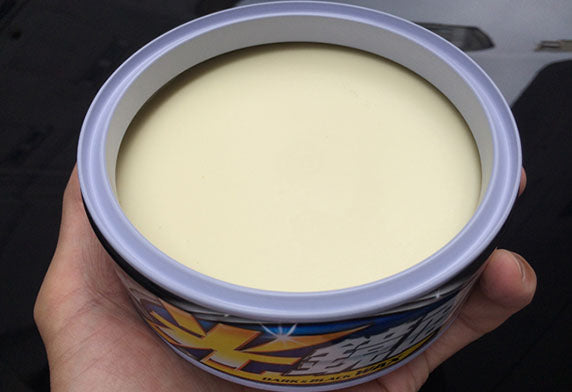 Soft99 New Scratch Clear Wax - Mirror Finish Pearl & Metallic