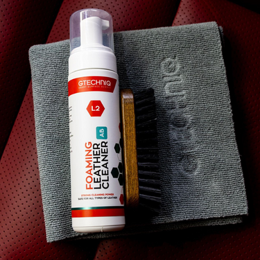 L2 Foaming Leather Cleaner Gtechniq.