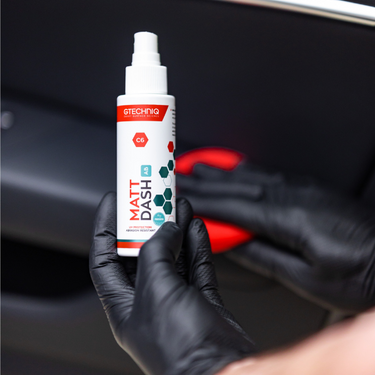 C6 Matt Dash AB Gtechniq.