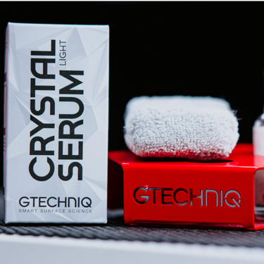 Crystal Serum Light Ceramic Coating Gtechniq.