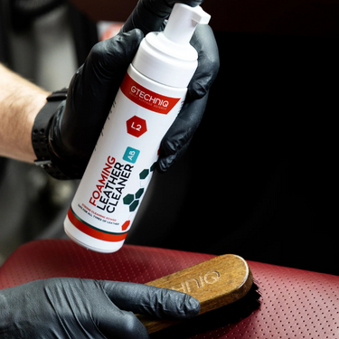 L2 Foaming Leather Cleaner Gtechniq.