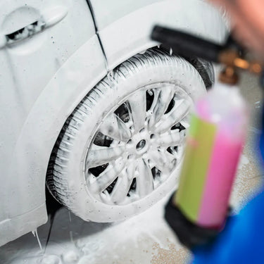 Bersolwax. Fra-Ber. Ceramic car shampoo 1000ml bottle-on a wheel