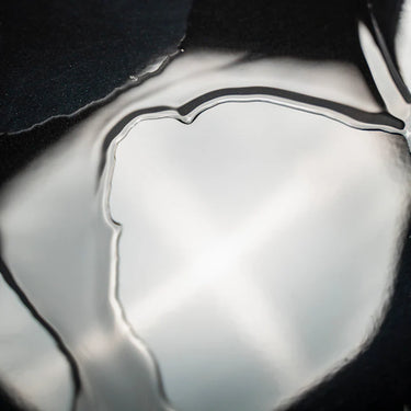 Bersolwax. Fra-Ber. Ceramic car shampoo 1000ml bottle- being rinsed on surface